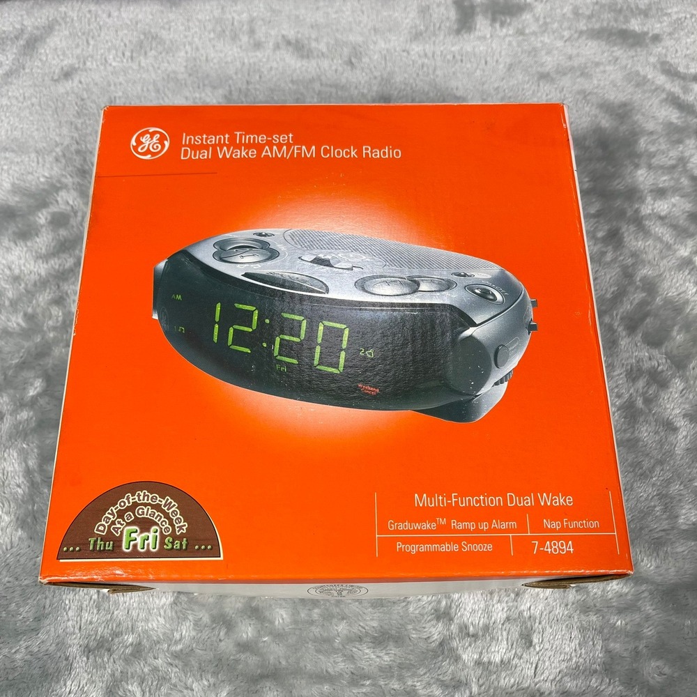 GE Clock Radio Dual Wake AM/FM Black 7-4894 Instant Time-Set Green LED